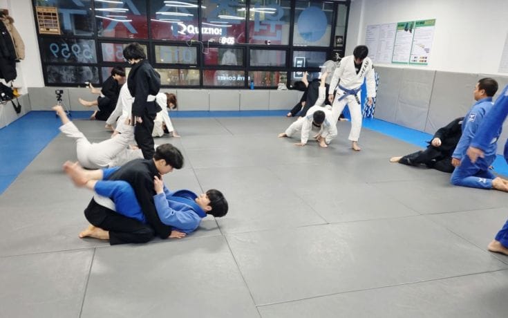 헬스장 이미지